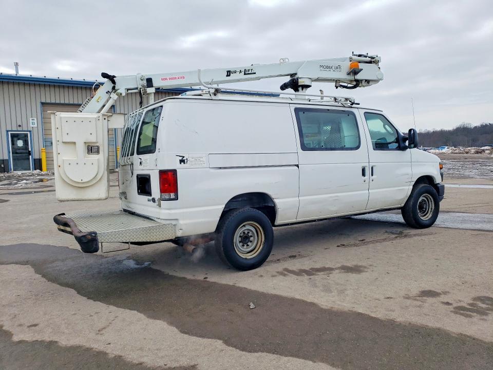 2014 Ford E350 van With Bucket Lift