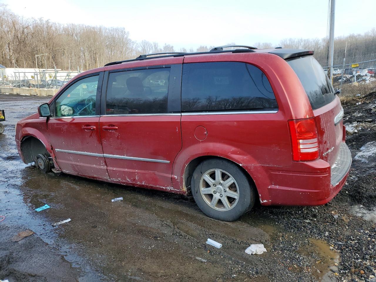 2010 Chrysler Town & Country Touring
