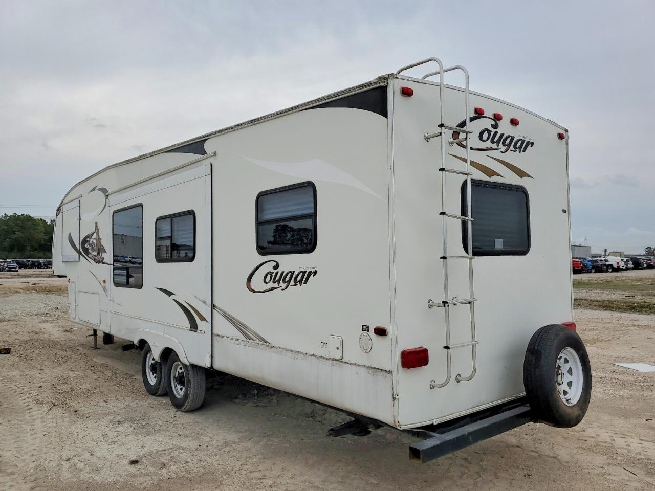 2010 Kutb Cougar-Camper