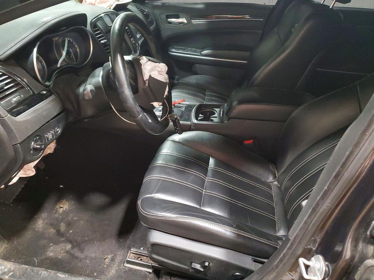 2019 Chrysler 300 s