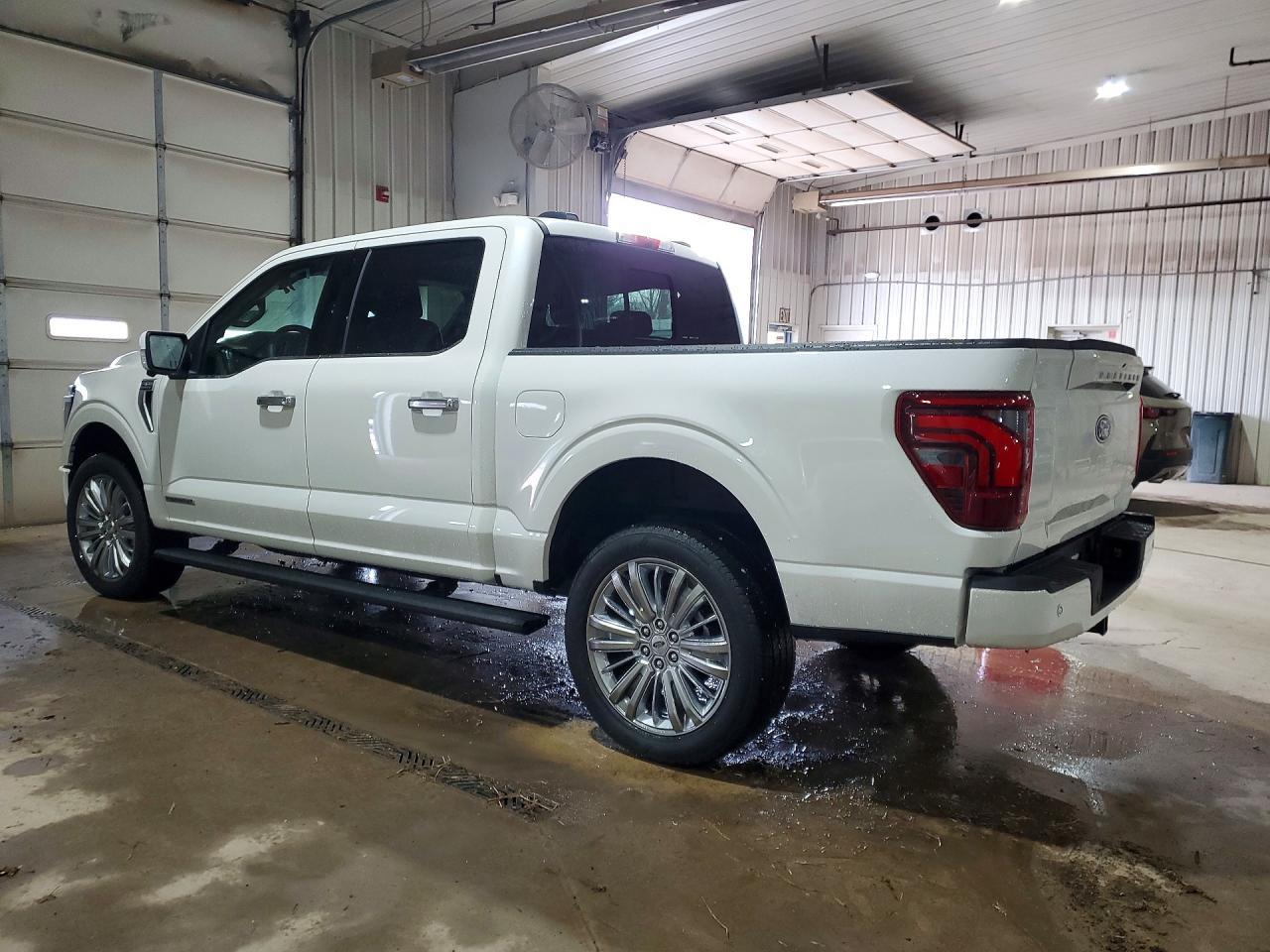 2025 Ford F150 Platinum