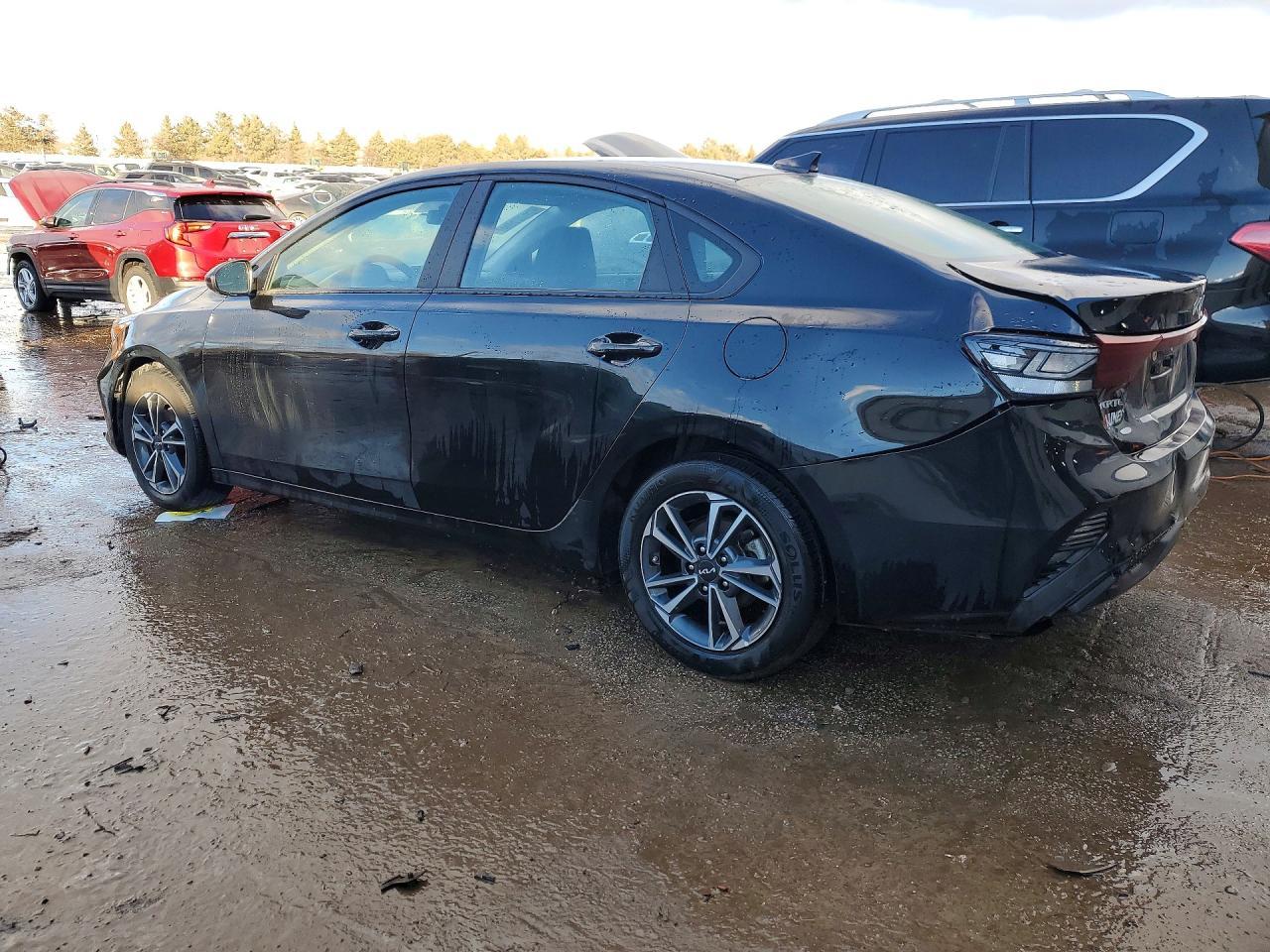 2024 KIA Forte lx