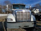 2016 Peterbilt 382 Semi Truck