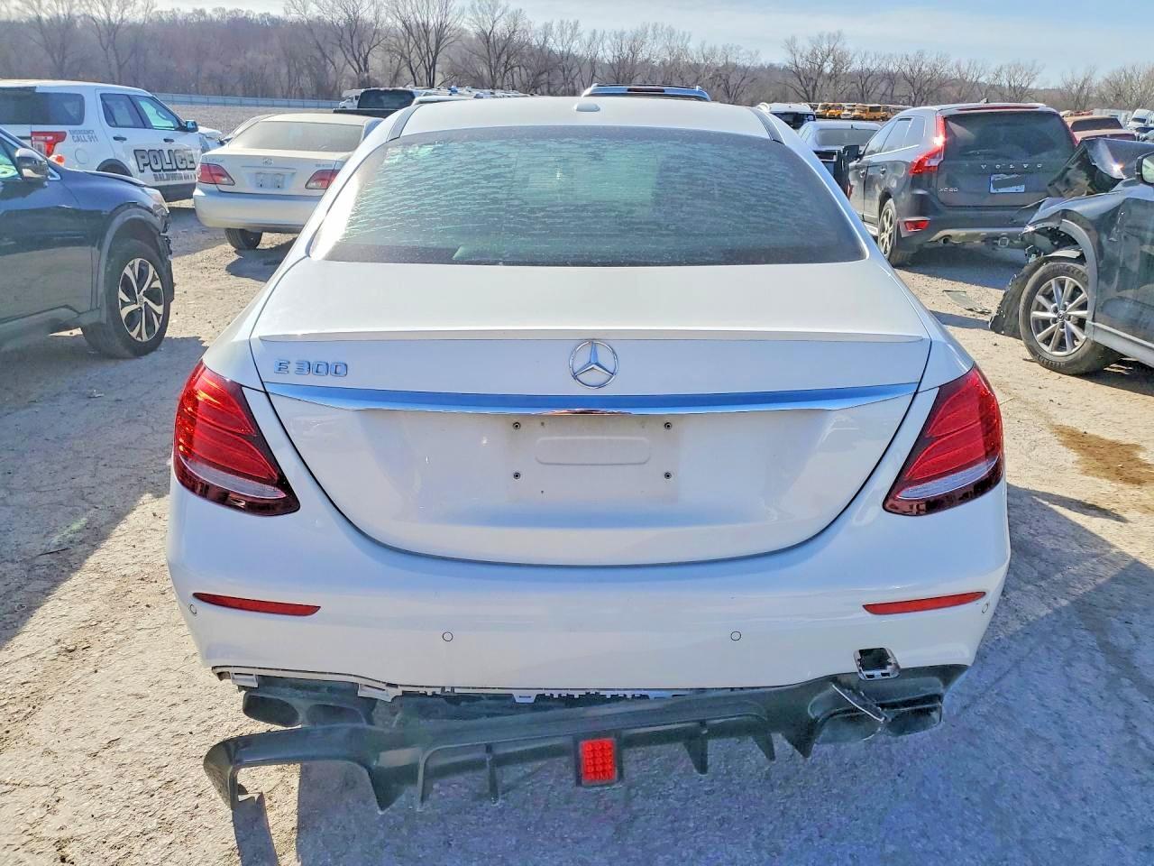 2017 Mercedes-Benz E 300