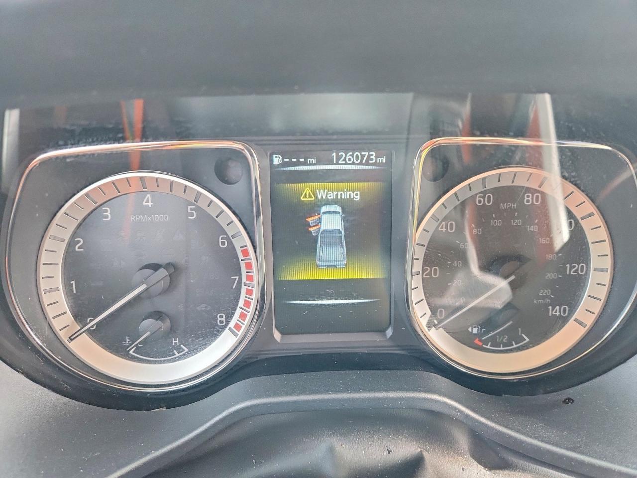 2017 Nissan Titan SV
