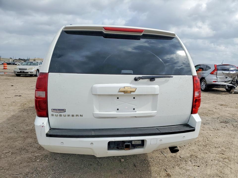 2011 Chevrolet Suburban C1500 lt