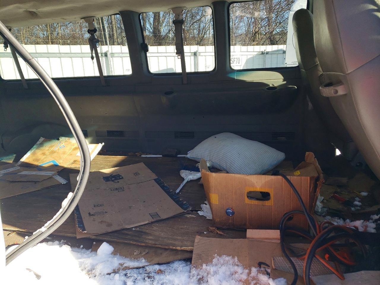 2006 Chevrolet Express G3500 Delivery Van