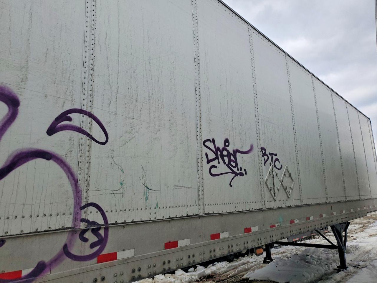 2016 Stoughton Ghton DRY Van Trailer