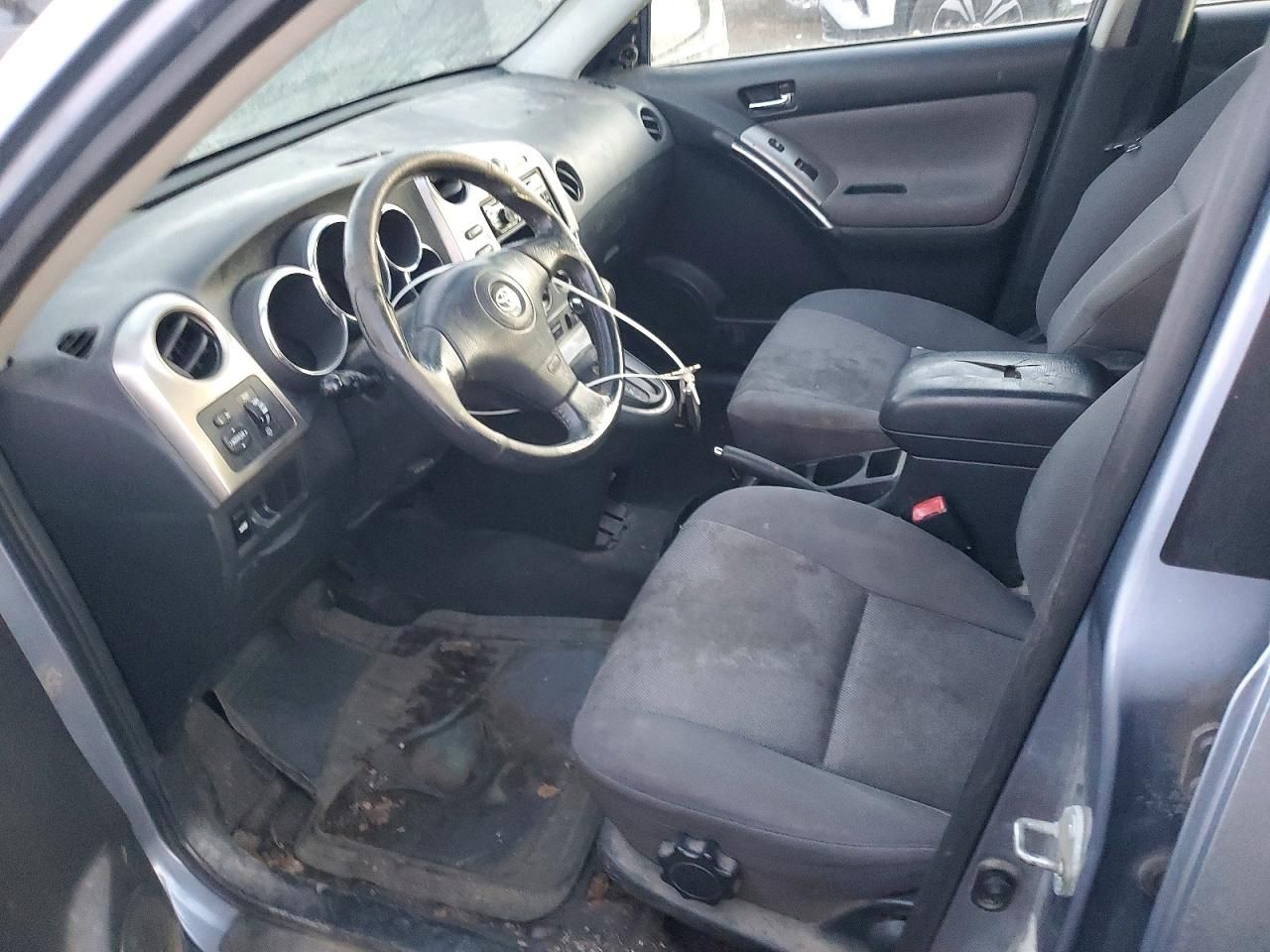 2004 Toyota Corolla Matrix Base