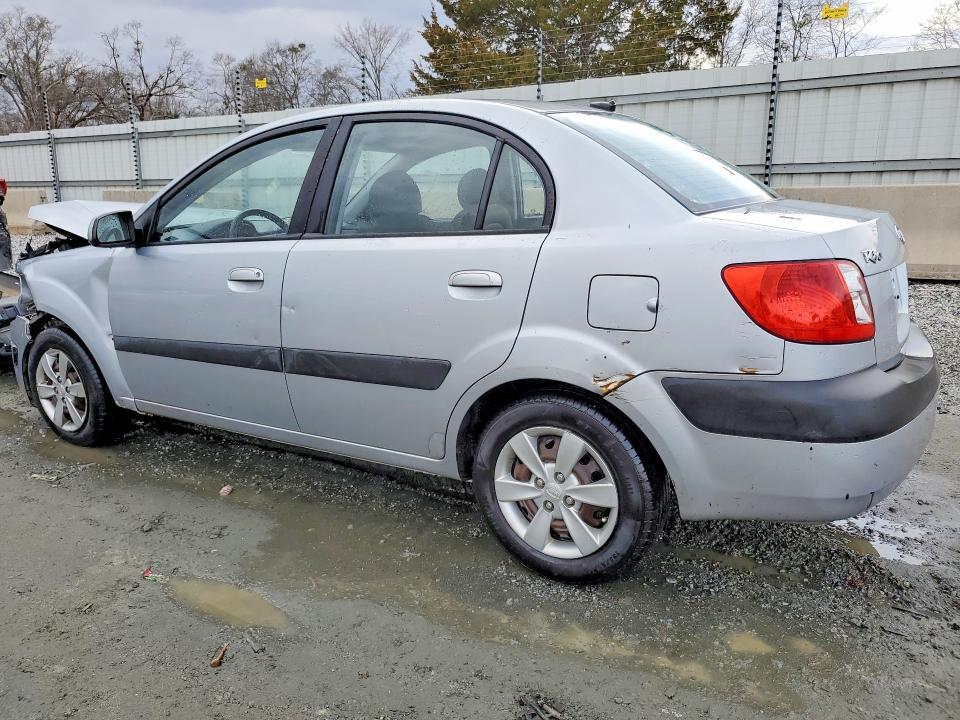 2009 KIA Rio Base