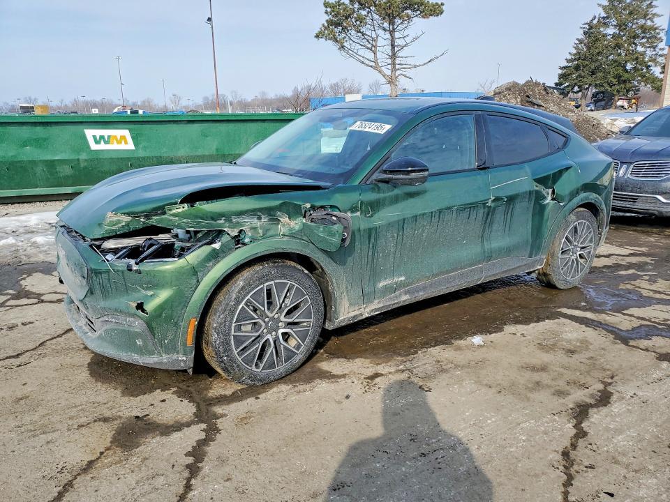 2025 Ford Mustang Mach-e Premium