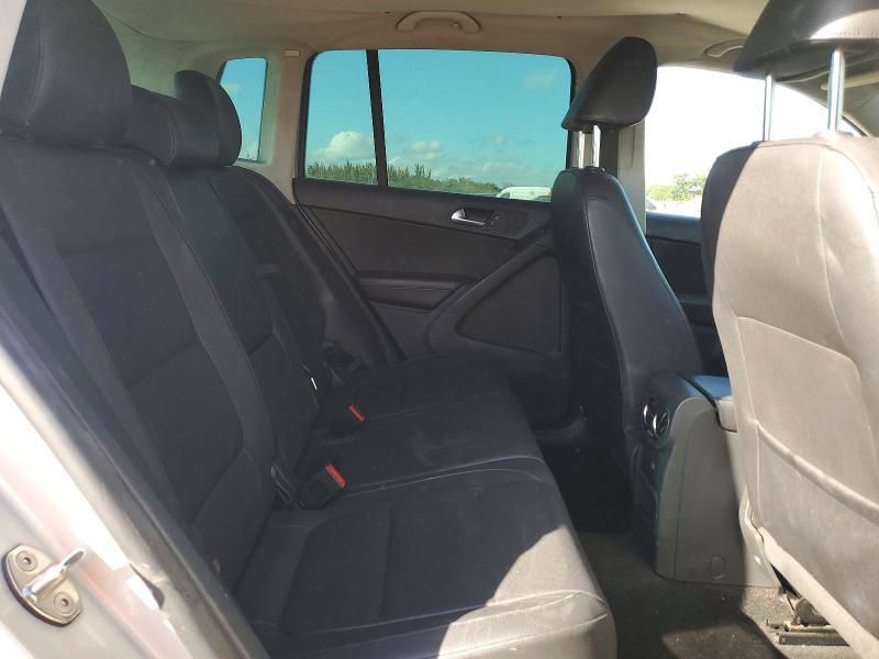 2012 Volkswagen Tiguan s