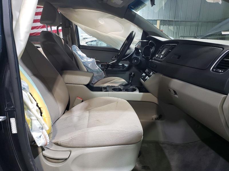 2016 KIA Sedona lx