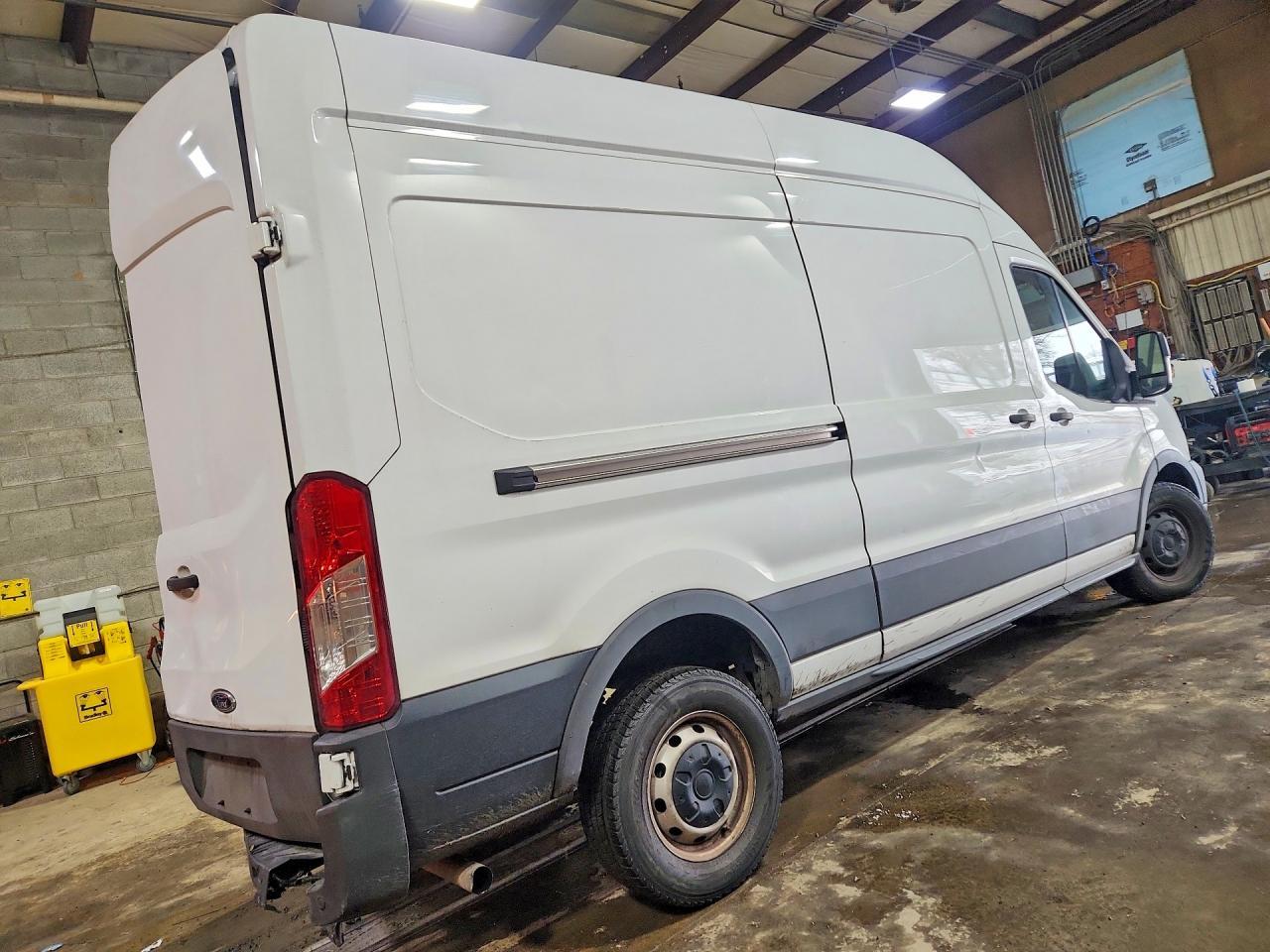 2021 Ford Transit T-250