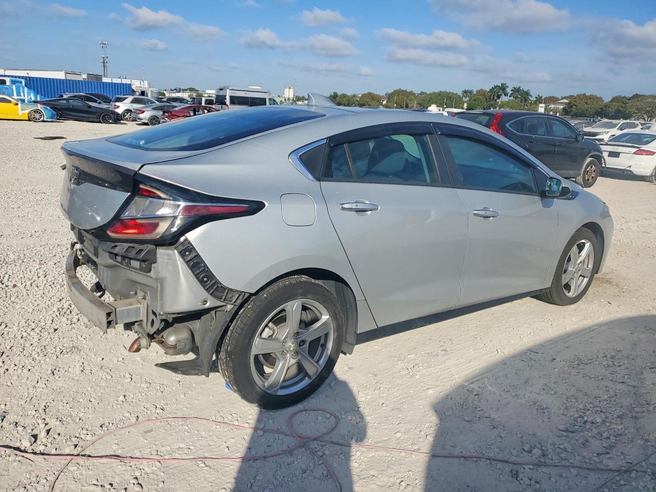 2017 Chevrolet Volt lt