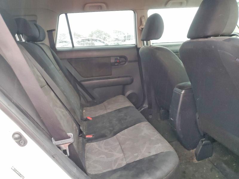 2015 Scion XB