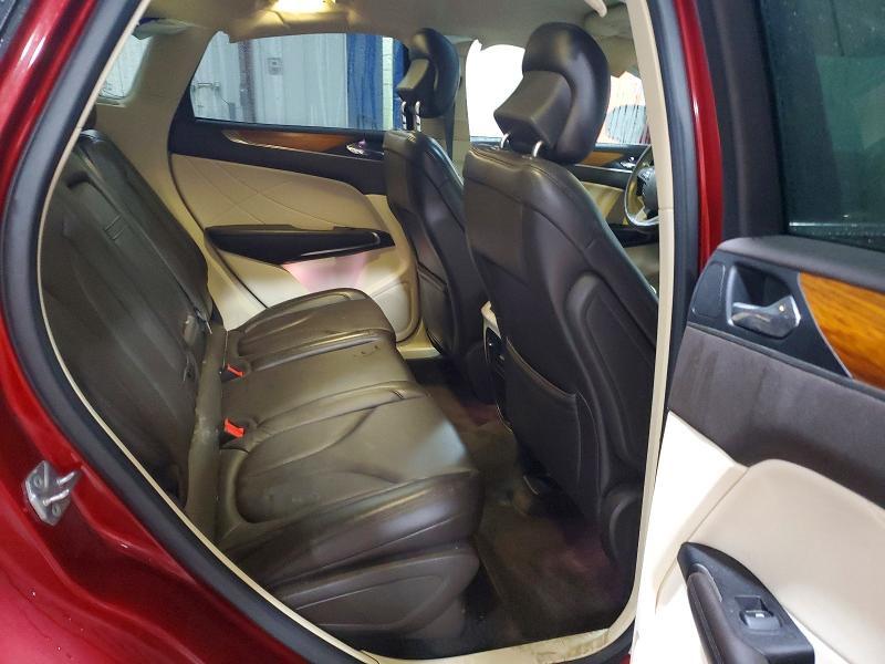 2015 Lincoln Townhouse MKC