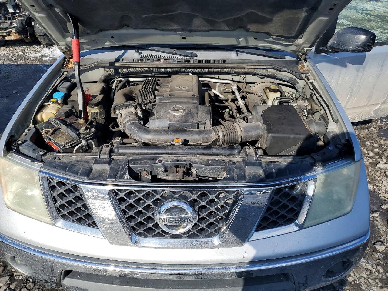 2008 Nissan Frontier Crew cab le