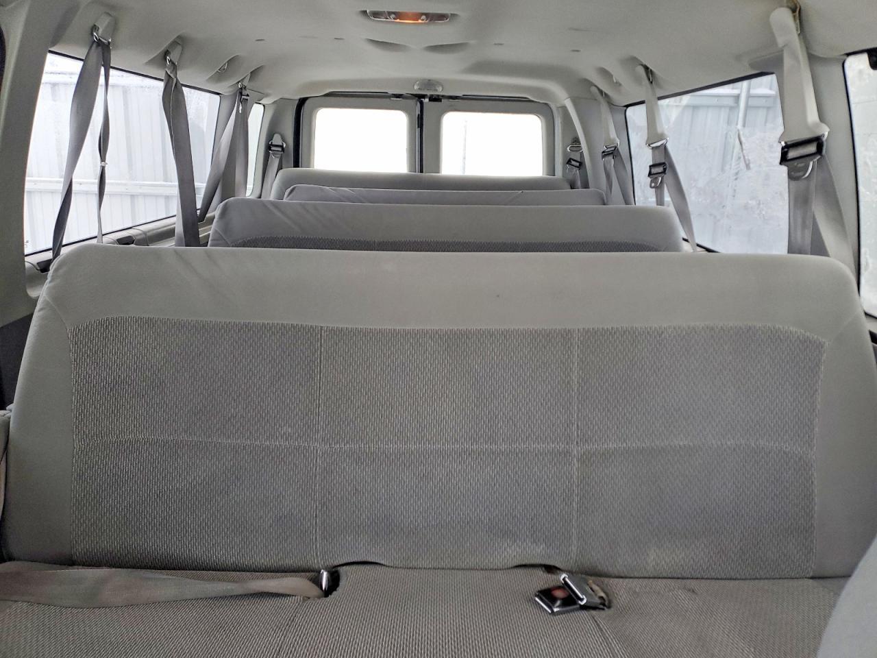 2006 Ford Econoline E350 Super Duty Wagon