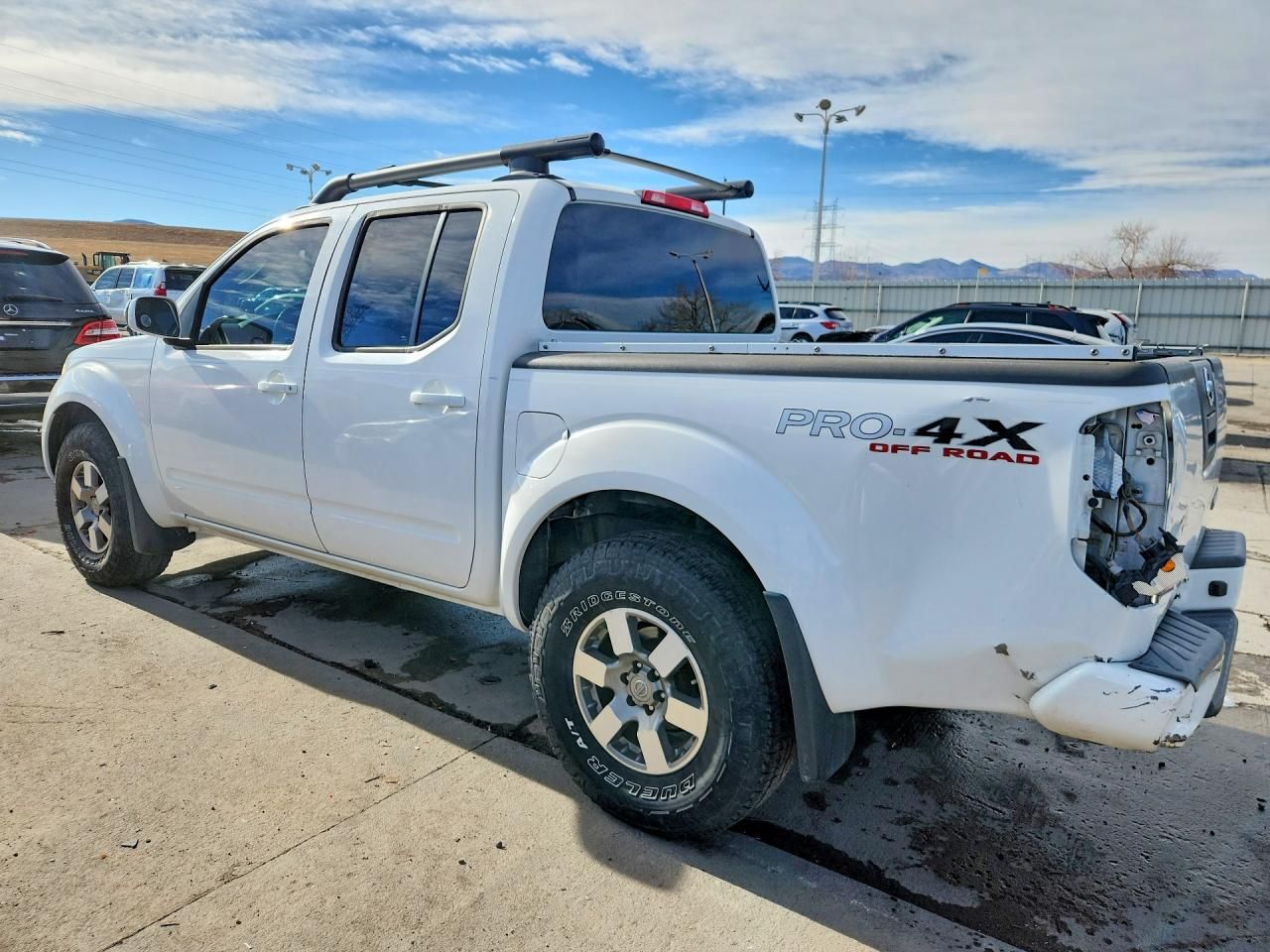 2011 Nissan Frontier s