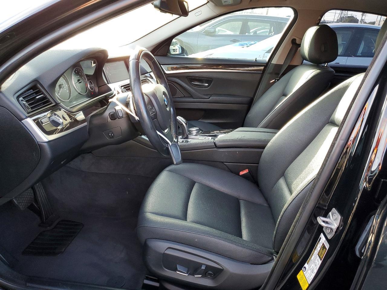 2016 BMW 528 i