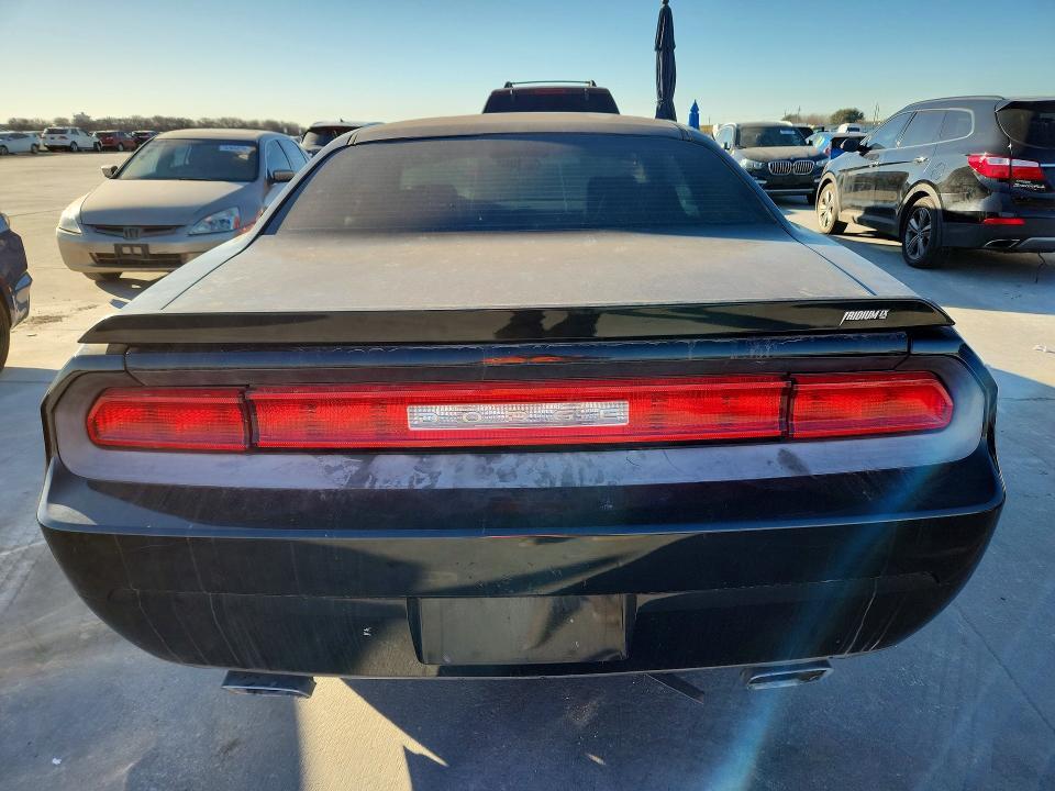 2010 Dodge Challenger r