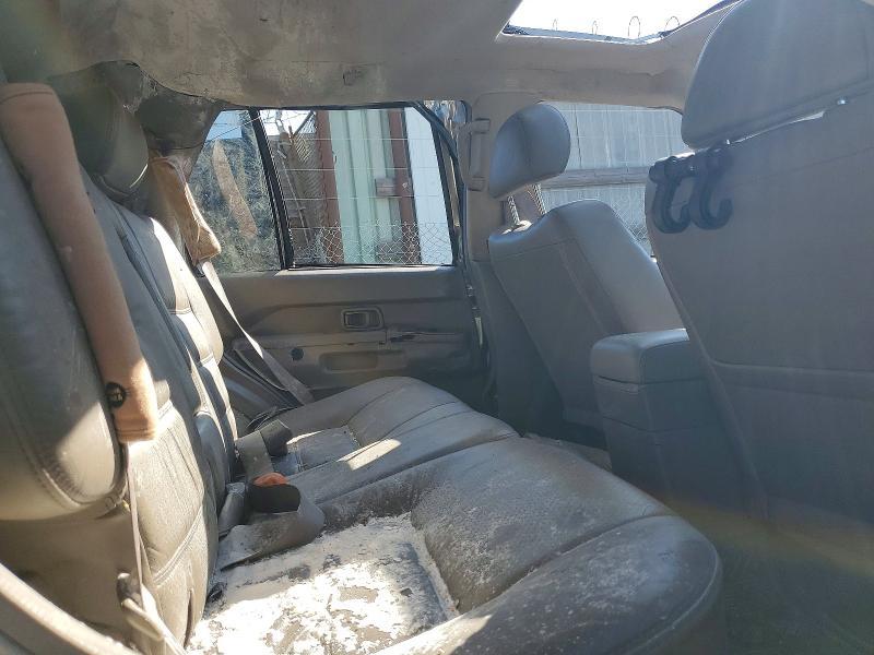 2003 Nissan Pathfinder se