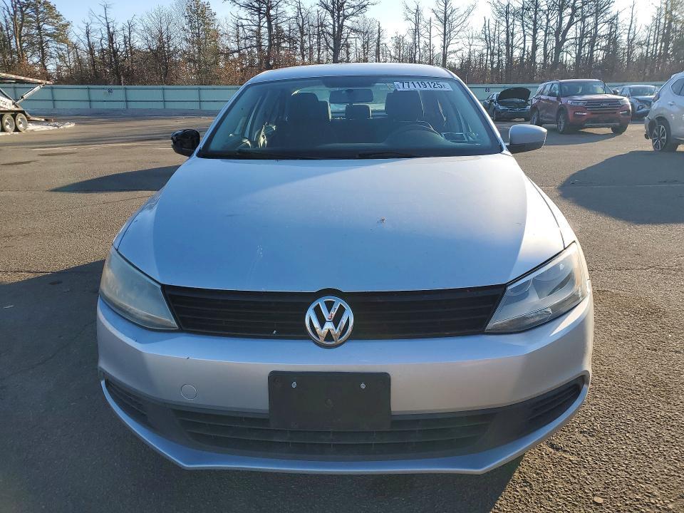 2014 Volkswagen Jetta Base