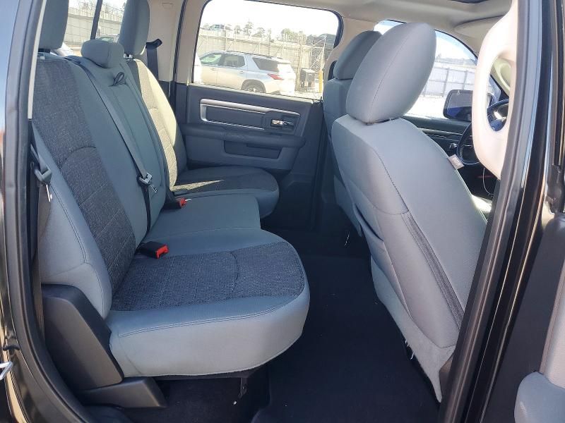 2016 Dodge Ram 1500 slt