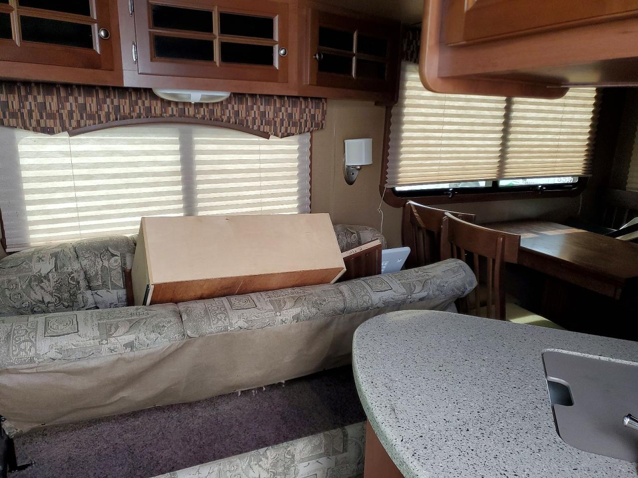 2014 Denali 2014 Dutchmen Denali 262RLX Camper