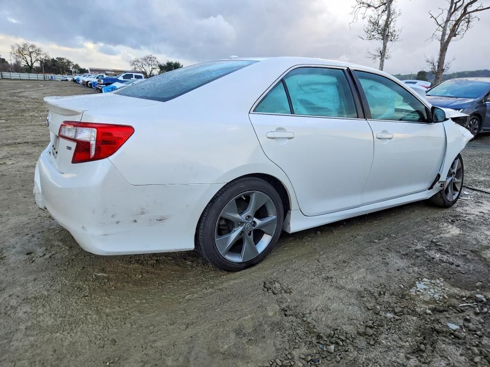 2014 Toyota Camry l