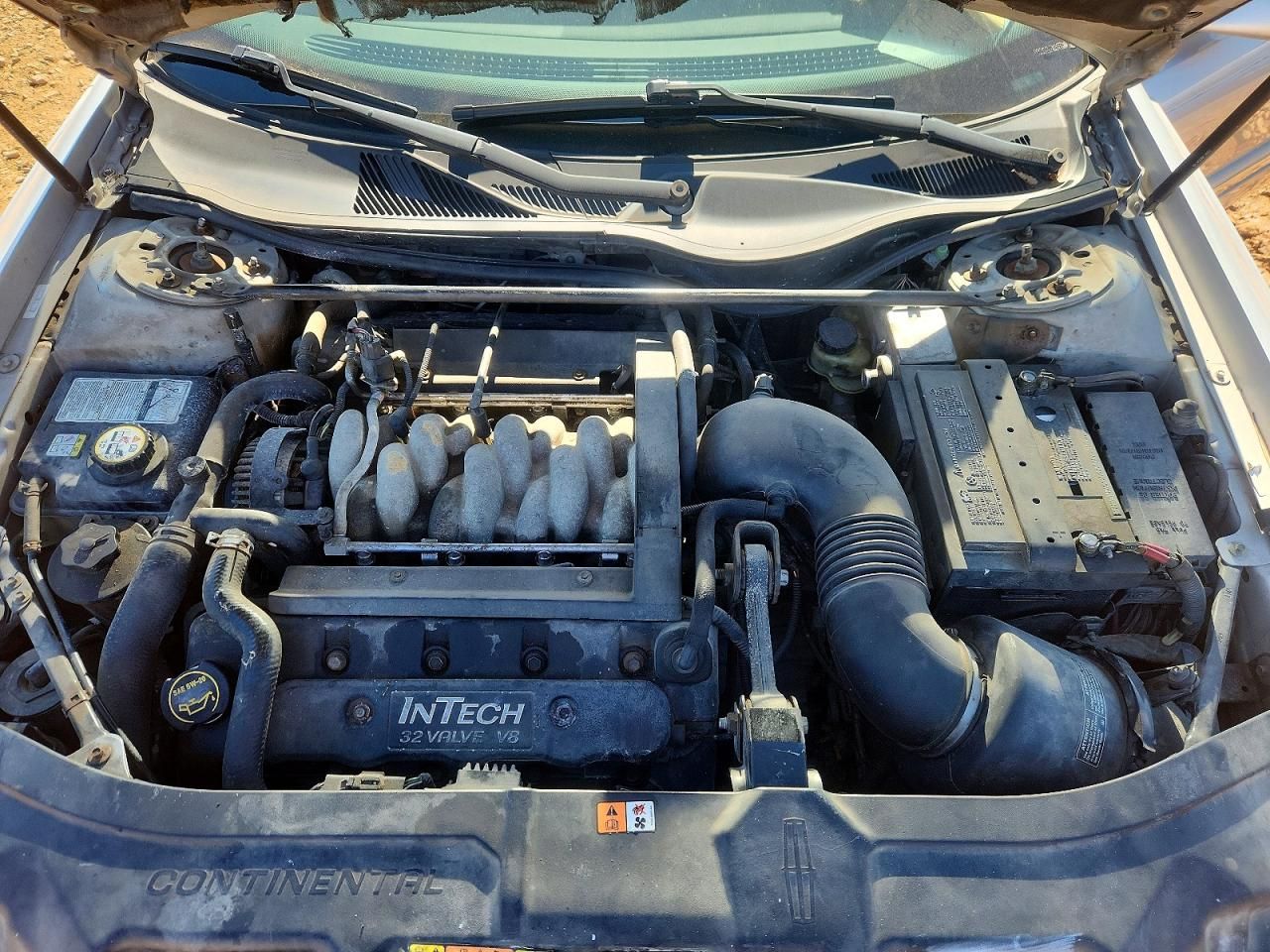 2001 Lincoln Continental