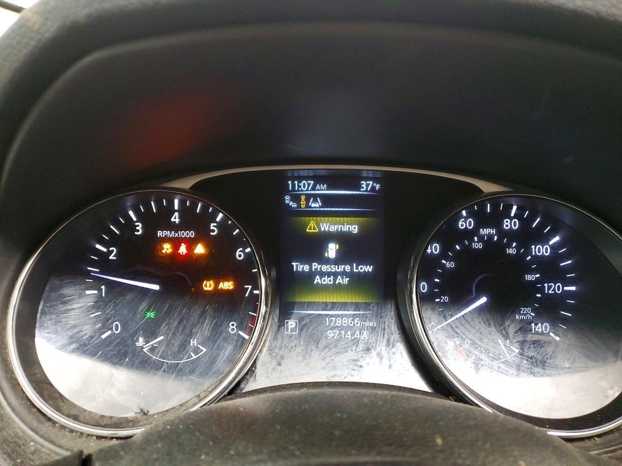 2015 Niss Rogue sl