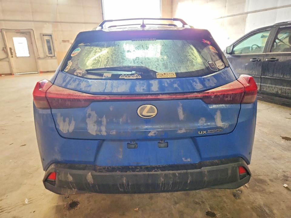 2022 Lexus Ux 250h Base