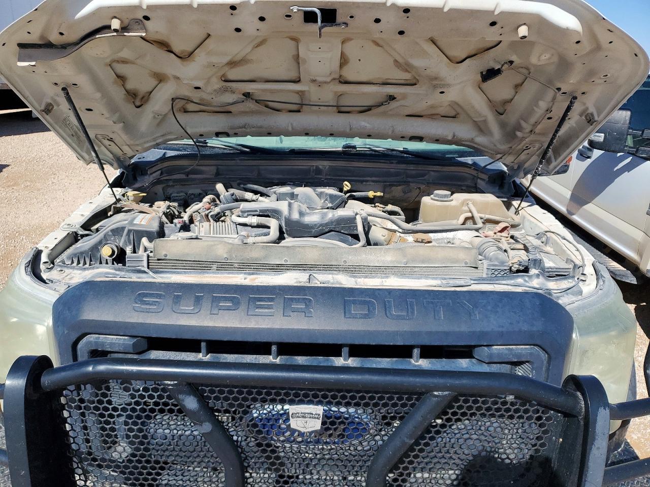 2012 Ford F450 Super Duty Flatbed Truck