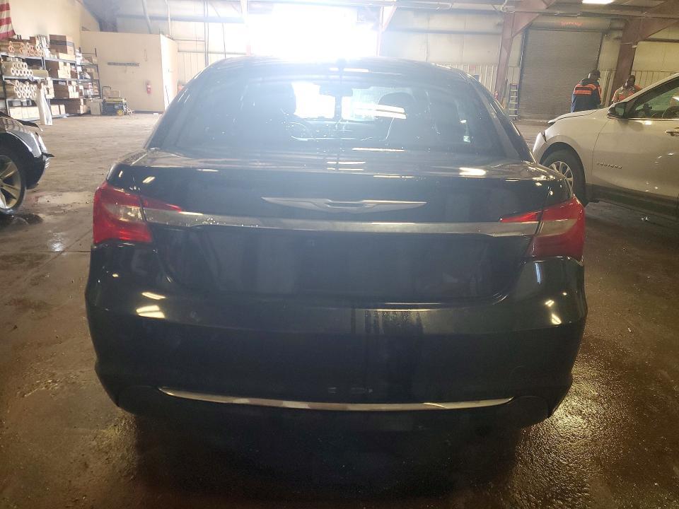 2012 Chrysler 200 Limited