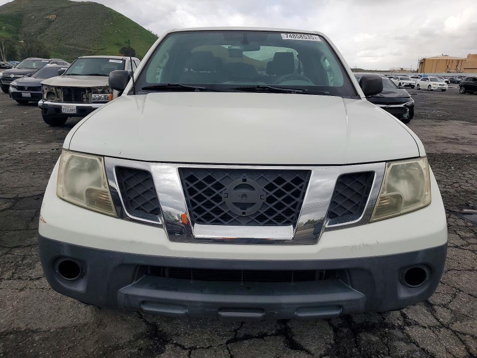 2016 Nissan Frontier S
