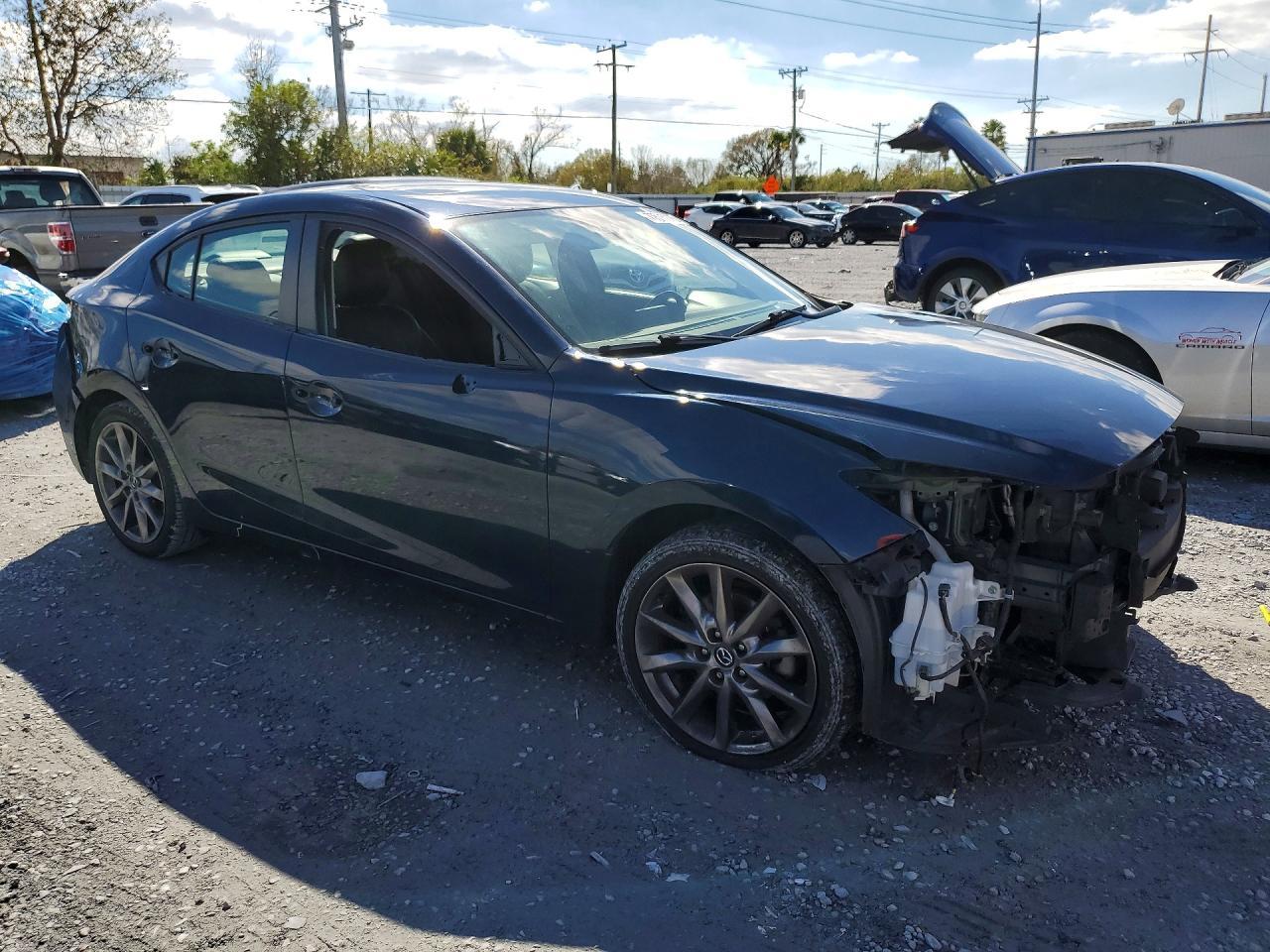 2018 Mazda 3 Touring