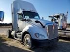 2016 Kenworth T680 Semi Truck