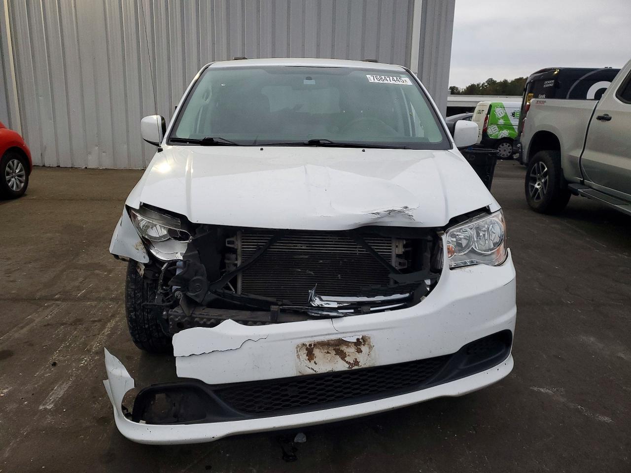2016 Dodge Grand Caravan sxt