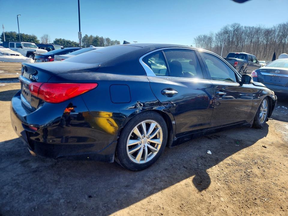 2016 Infinity Q50