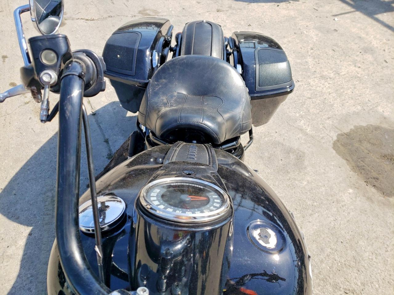 2018 Harley-Davidson Flhcs Heritage Classic 114