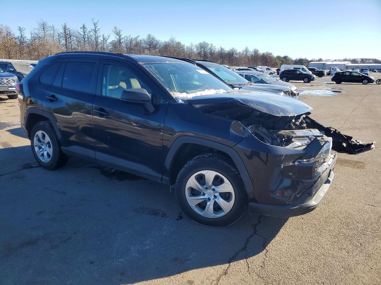 2020 Toyota Rav4 le
