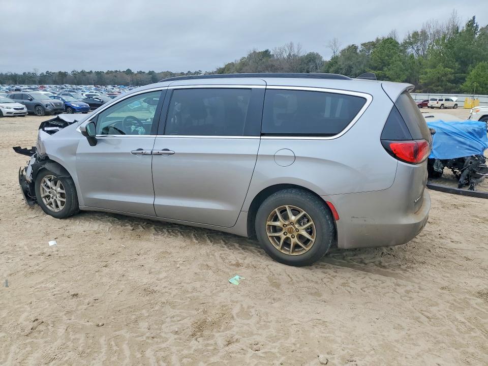 2021 Chrysler Voyager lxi