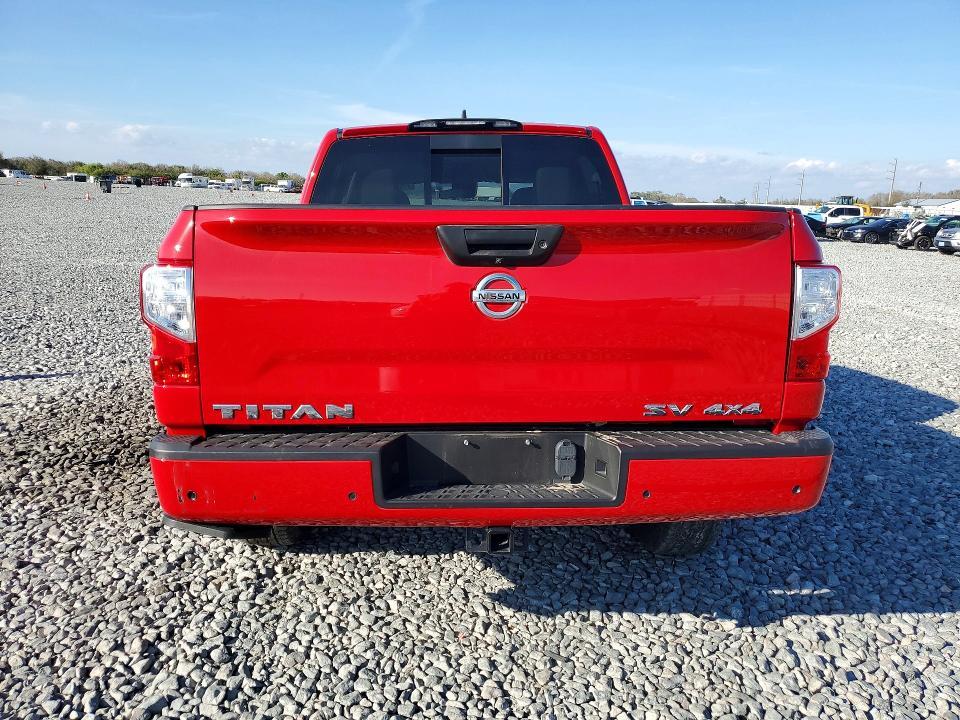 2022 Nissan Titan SV