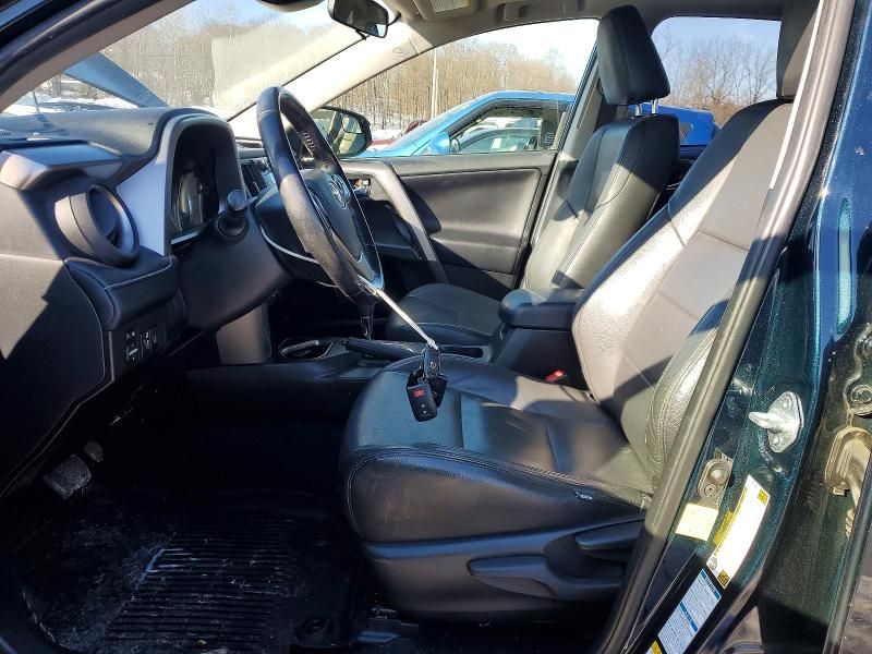 2018 Toyota Rav4 hv le