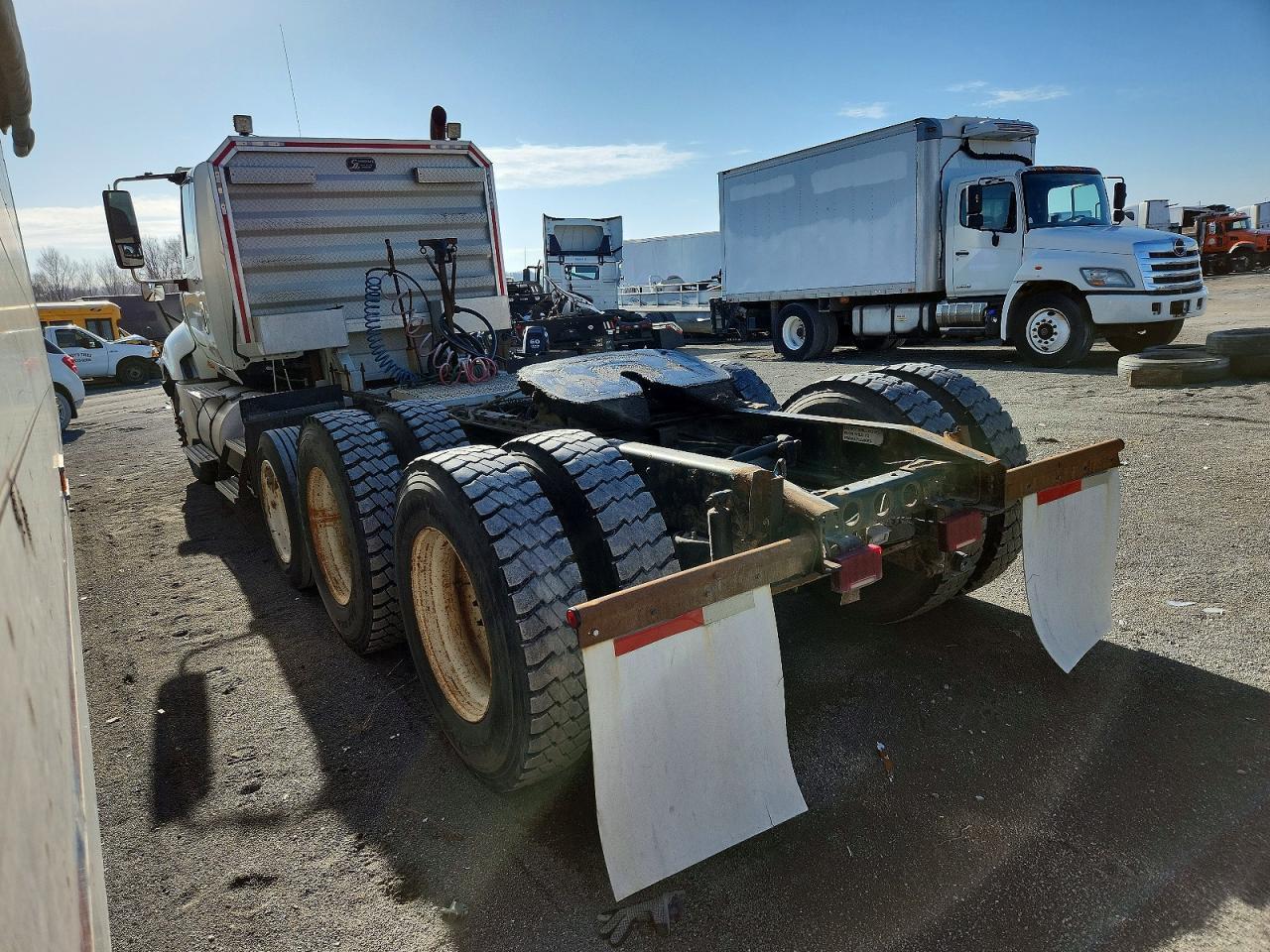 2013 International LF697 Semi Truck