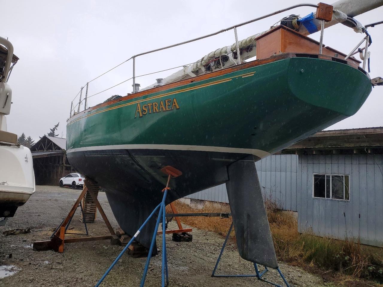 1969 Eric 32-Boat