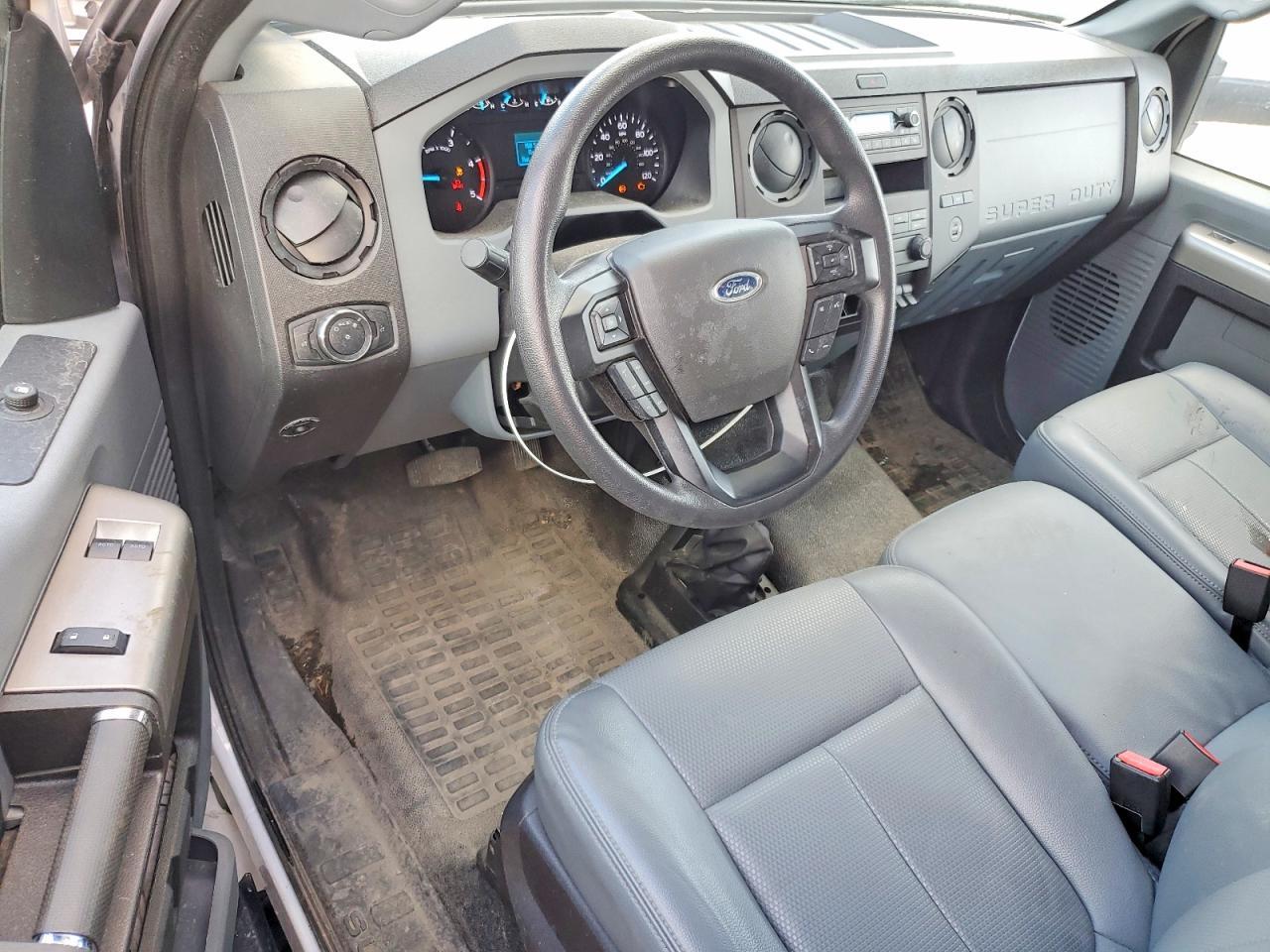 2022 Ford F750 Super Duty BOX Truck