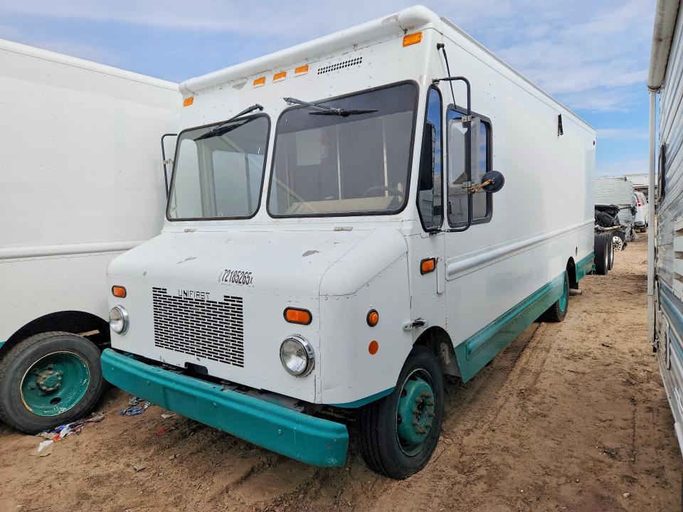 2006 Workhorse Custom Chassis 2006 Workhorse W42 Delivery Truck